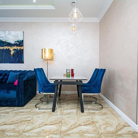 Luxury For Business & Pleasure Royal 3 Apartment Kiev Luaran gambar