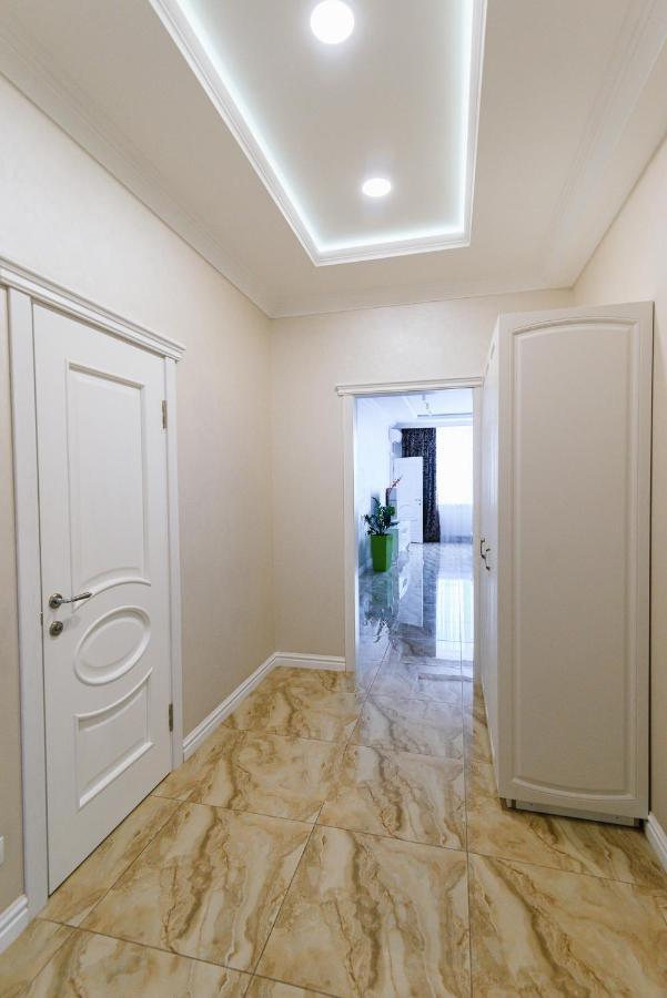 Luxury For Business & Pleasure Royal 3 Apartment Kiev Luaran gambar