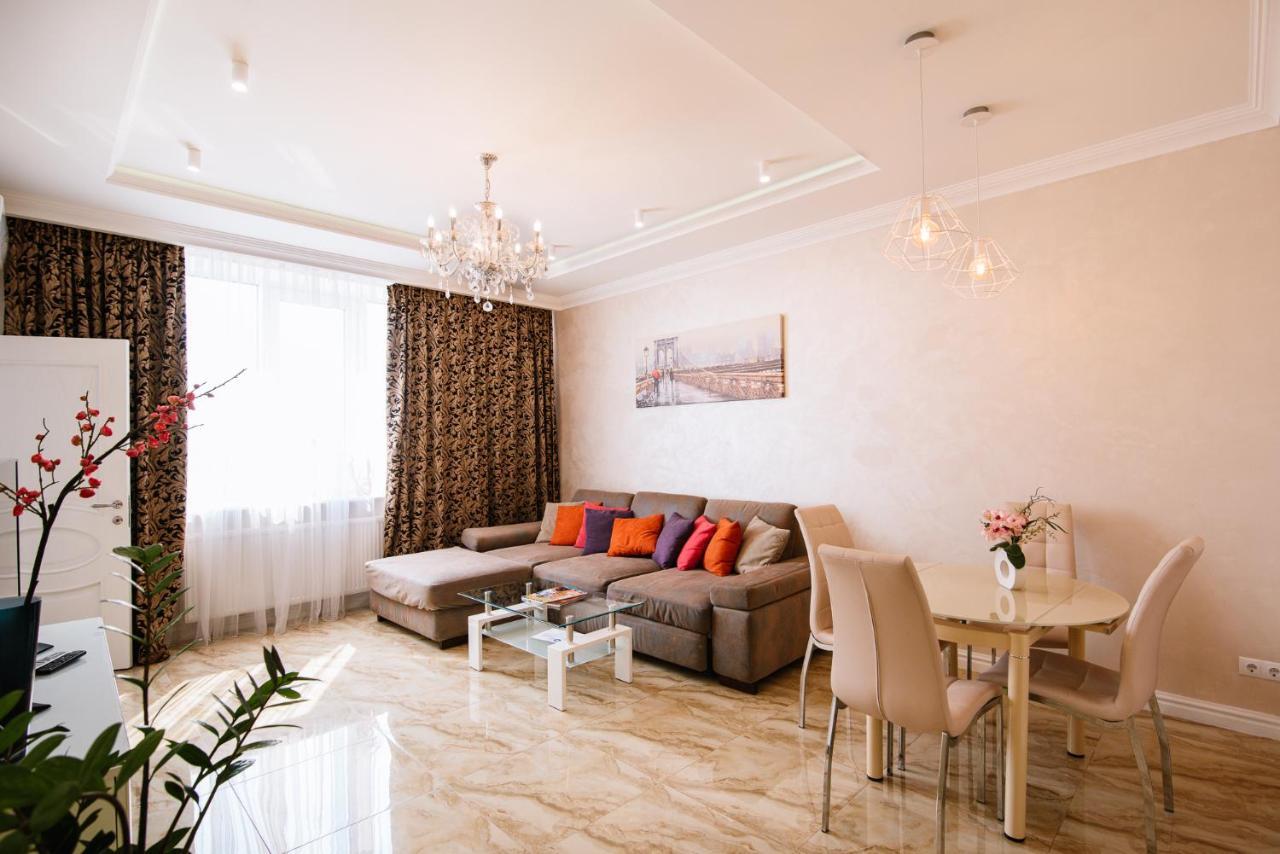 Luxury For Business & Pleasure Royal 3 Apartment Kiev Luaran gambar