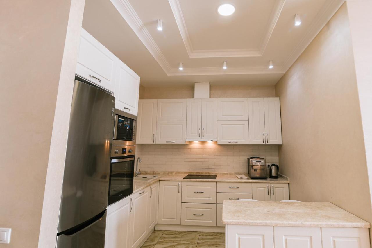 Luxury For Business & Pleasure Royal 3 Apartment Kiev Luaran gambar